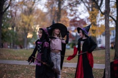 Witches.Walk_.80